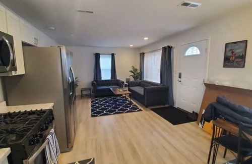 Allen Park Maison | Cozy Convenience Brand New Listing from Super Host!