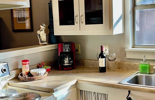 Boerne Maison | Cozy & Pratique, maison 1/2 bloc hors-rue à Boerne, marcher partout!