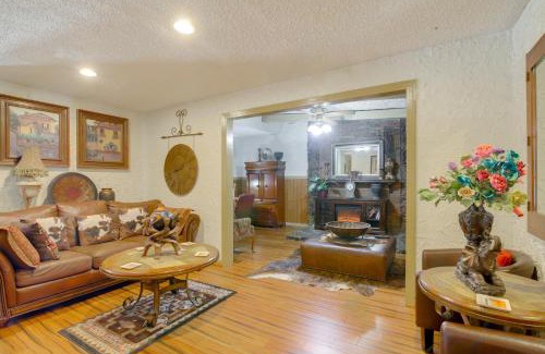 Whitehaven Maison | Cozy Corner in Memphis - 4 Miles to Graceland!