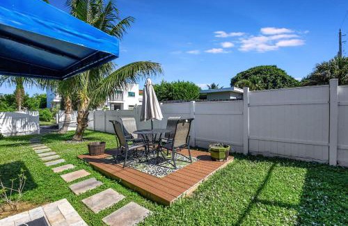 Delray Beach Maison | Cozy Cottage 5 Min to Beach - Perfect for Couples