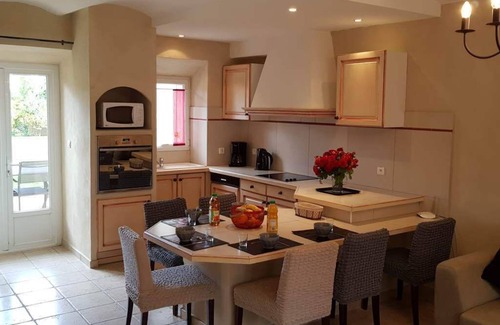 Raissac-d'Aude Cottage | Gîte cosy, BBQ, jardin, accès direct piscine et spa, idéal famille