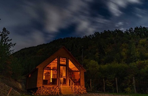 Didi Ateni Cabine | cozy cottage FeelFree continental in the forest