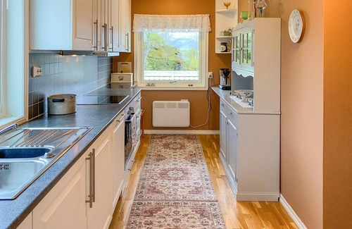 Bostad Maison | Cozy cottage in a quiet location on the island of Vestvågøya.