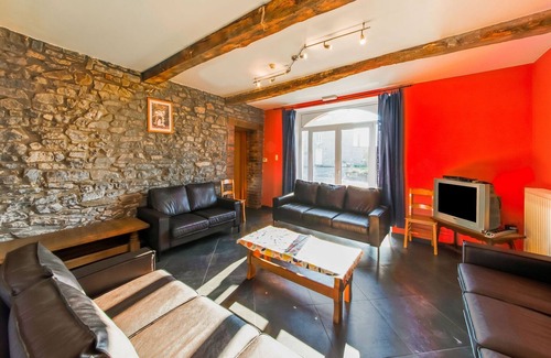 Ambly Cottage | Chalet confortable à Ambly avec sauna