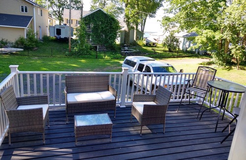 Mannsville Maison | Cozy Cottage in Sandy Pond 2