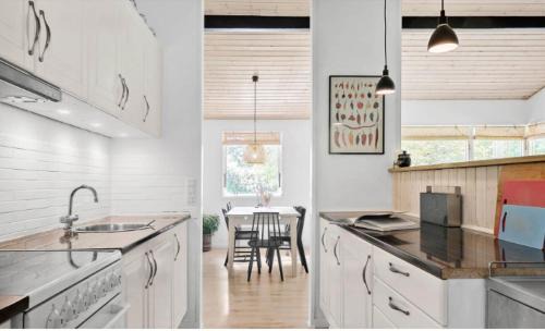 Melby Maison | Cozy Cottage In Scenic Surroundings