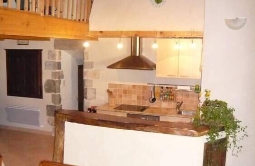 Valvigneres Cottage | Gîte accueillant au coeur du village des 4 Tours