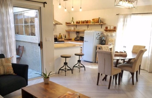Val Vista Lakes Copropriété | Cozy cottage like condo near downtown Gilbert