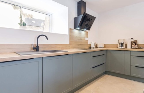Siouville-Hague Cottage | Gîte chaleureux proche de la plage avec jardin et animaux admis