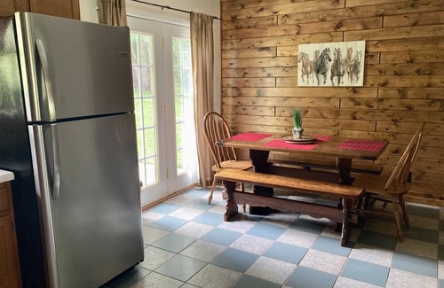 Townsend Cabine | Cottage récemment rénové avec vue imprenable sur la montagne!