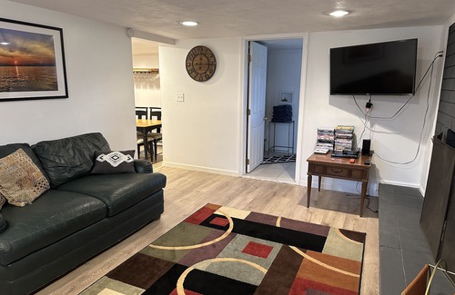 Pymatuning Central Cottage | Cozy cottage near Pymatuning Lake!