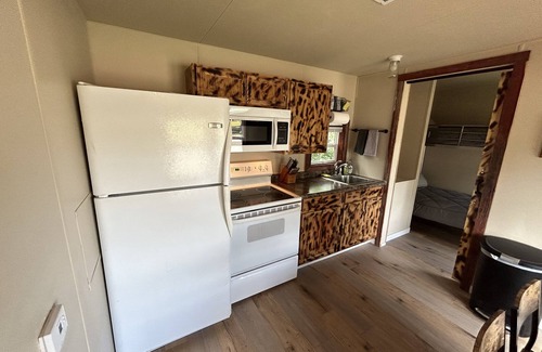 Valley City Maison | Cozy Cottage on Main