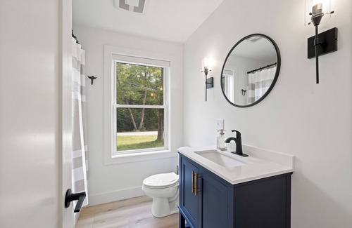 Arundel Maison | Cozy cottage perfect for relaxation near southern Maine beaches & Portland