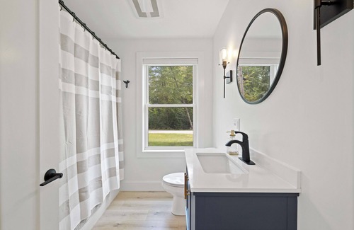 Arundel Maison | Cozy cottage perfect for relaxation near southern Maine beaches & Portland