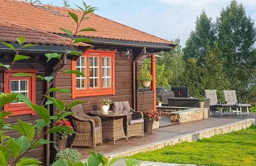 Frei Maison | Cozy Cottage Retreat in Trend-By Traum