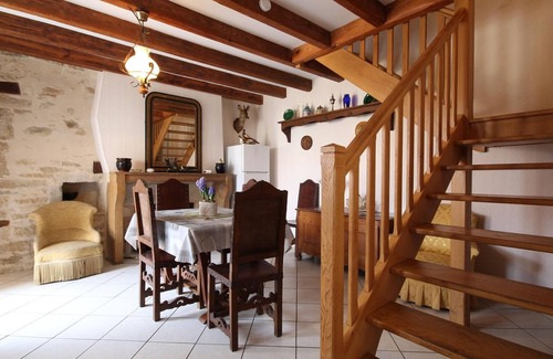 La Roche-Morey Cottage | Gîte chaleureux avec jardin, wifi et activités nature