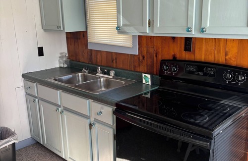 Chetek Cottage | Cozy cottage with access to Lake Chetek, perfect for relaxing