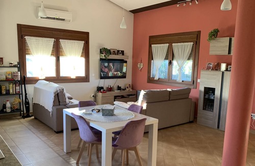 San Cibrao Das Vinas Chalet De Ski | Cozy country house 5 minutes from the thermal waters of Ourense