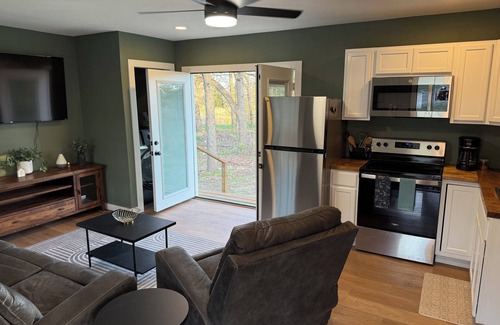 Sand Springs Cabine | Cozy country cabin with hot tub in Sand Springs on 7 acres w a pond
