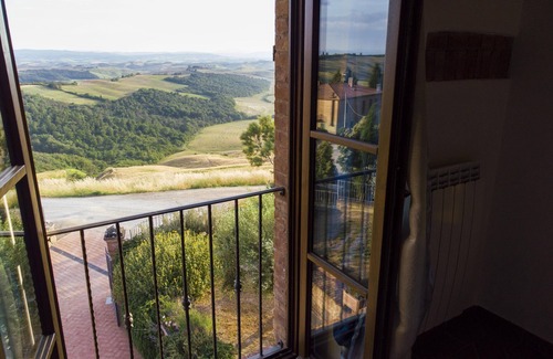 Ponte di Gabbiano Maison | Cozy country villa nestled in the hills of Crete Senesi