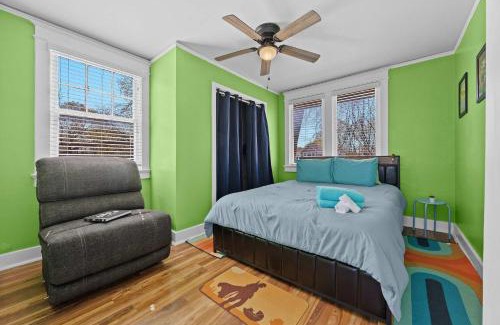 Merriwether Maison | Cozy & Creative Top Unit in Lou's Arts District
