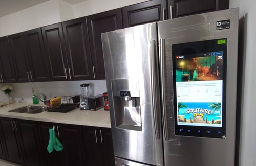 Humber Summit Copropriété | Cozy Delux 2BR + 2BTH in Toronto. Just 9mins from YYZ Airport.