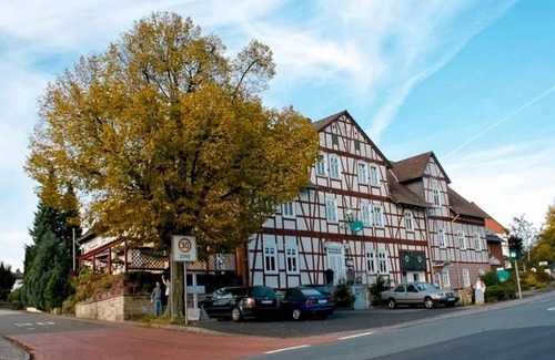 Habichtswald Appartement | Cozy double room, 15sqm with private bathroom