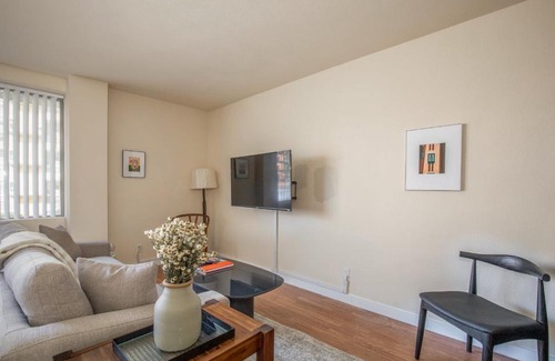 Downtown West Appartement | Cozy DT Studio with Full Kitchen by Zencity