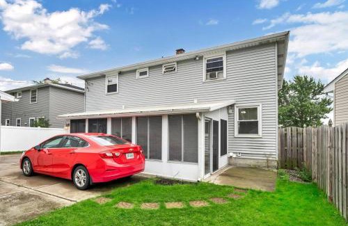 Cheektowaga Appartement | Cozy Duplex Near BUF International Airport