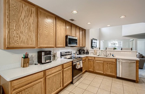 Denton County Appartement | Cozy Entire 1st & 2nd Floor Apartment w/ Amenities