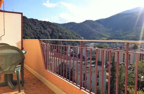 Amelie-les-Bains-Palalda Appartement | Appartement F2 avec terrasse, parking et ascenseur - 2/4 pers - Amélie-les-Bains