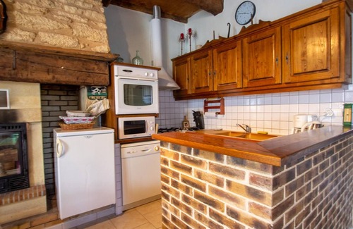 Montferrand-du-Perigord Cottage | Maison de campagne avec cheminée, grand jardin et proximité sentiers de randonnée