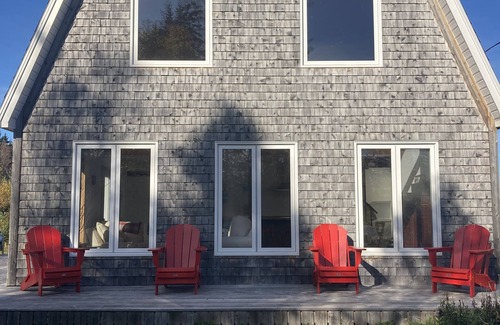 Panmure Island Maison | Cozy family cottage on beautiful PANMURE ISLAND