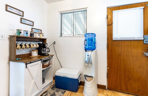 Miller Beach Maison | Cozy Family Getaway- 4 Blocks From The Beach!