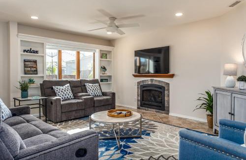 Olde Carlsbad Maison | Cozy Family Getaway home