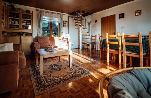 Majsperk Maison | Cozy family place 'Hiša Grozdek' - Gruškovec 40A