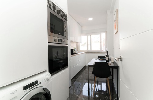 Carvoeira Appartement | Cozy, family-run 3-bedroom apartment 15 minutes from Sintra.