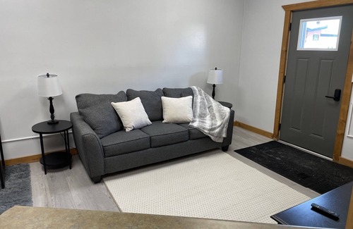 Viroqua Appartement | Cozy first floor at the heart of downtown Viroqua