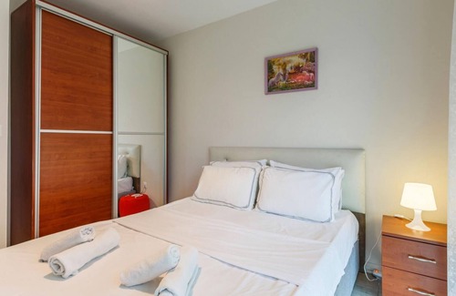 Aydınlı Mahallesi Appartement | Cozy Flat near Public Transportation in Tuzla