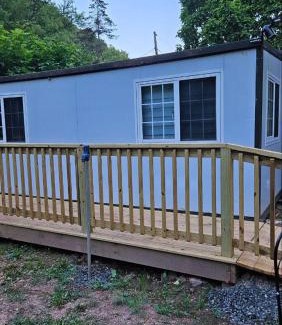 True Maison | Cozy Foldable Container Pipestem Getaway For 2
