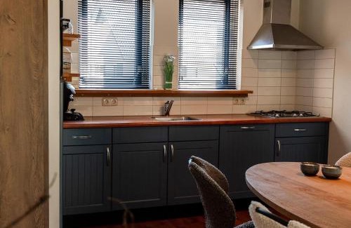Sondel Maison | Cozy Forest-Edge Getaway