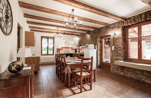 Bois-de-Champ Maison | Charmante maison forestière, 3 chambres, activités nature, proche Gérardmer et Epinal.