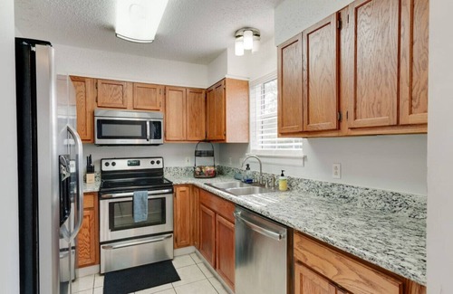 Hope Gardens Appartement | Cozy & Fun Apartment by Broadway, Room for 6!