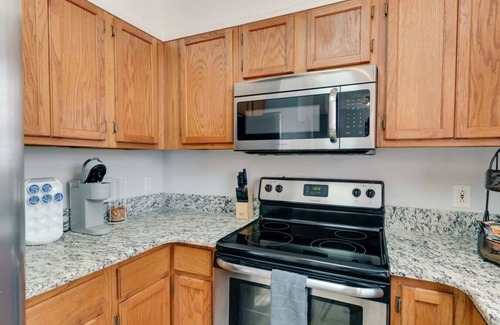Hope Gardens Appartement | Cozy & Fun Apartment by Broadway, Room for 6!