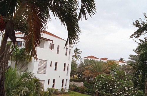 Malindi Appartement | Cozy,furnished apartment fit for love birds with beach front and chef on request