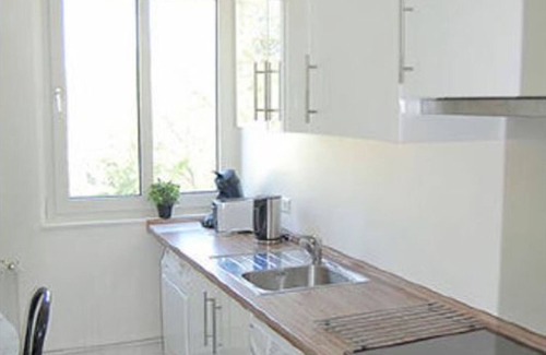 Westend Appartement | Cozy furnished apartment with balcony, quiet, central, long term rental
