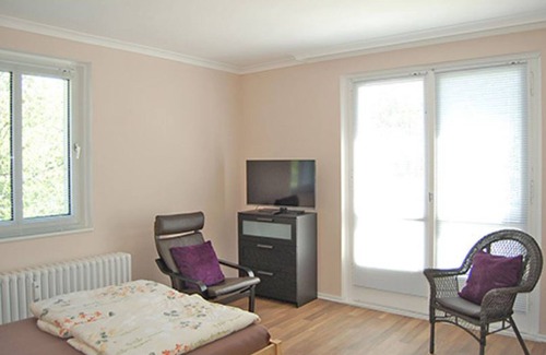 Westend Appartement | Cozy furnished apartment with balcony, quiet, central, long term rental