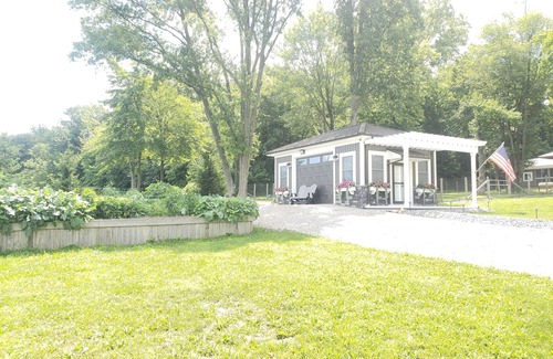 Erie County Cottage | Cozy Garden cottage on 15 acres is perfect executive rental or couples retreat.