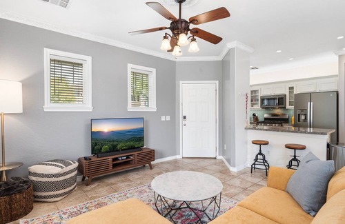Gateway Village Maison | Cozy Gilbert Home - Upgraded + Modern & Pet Friendly!