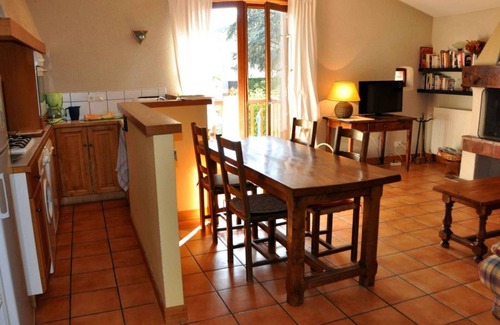 Maringes Cottage | Gîte chaleureux avec cheminée, terrasse et jardin clos - Animaux acceptés